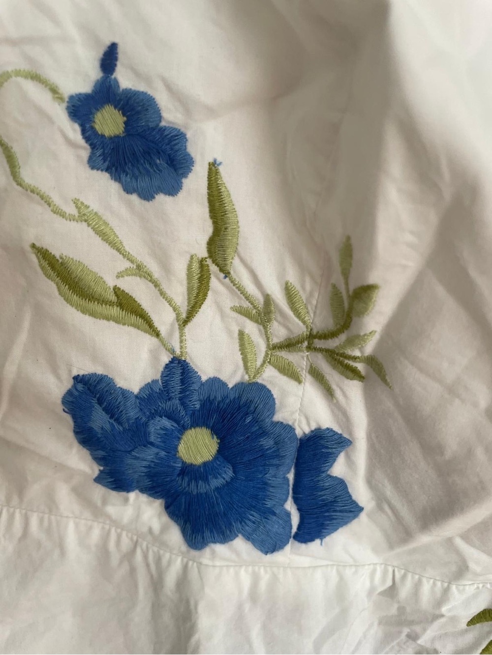 Anthropologie White Scalloped Floral Embroidered Tank Top - Blue Accent - Picture 2 of 6